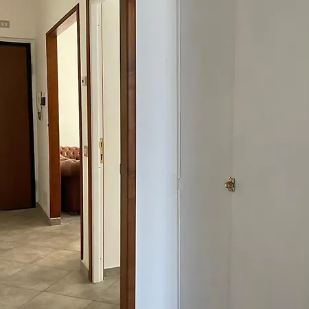 Flomahouseanzio Apartment